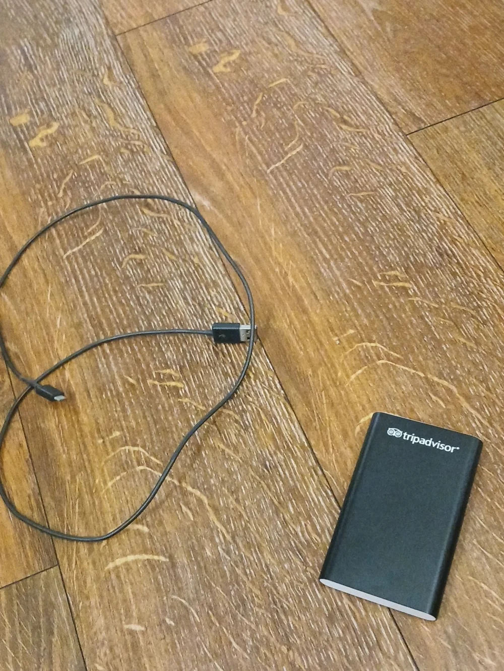 Tripadvisor Black Portable Charger Power Bank with USB Cable